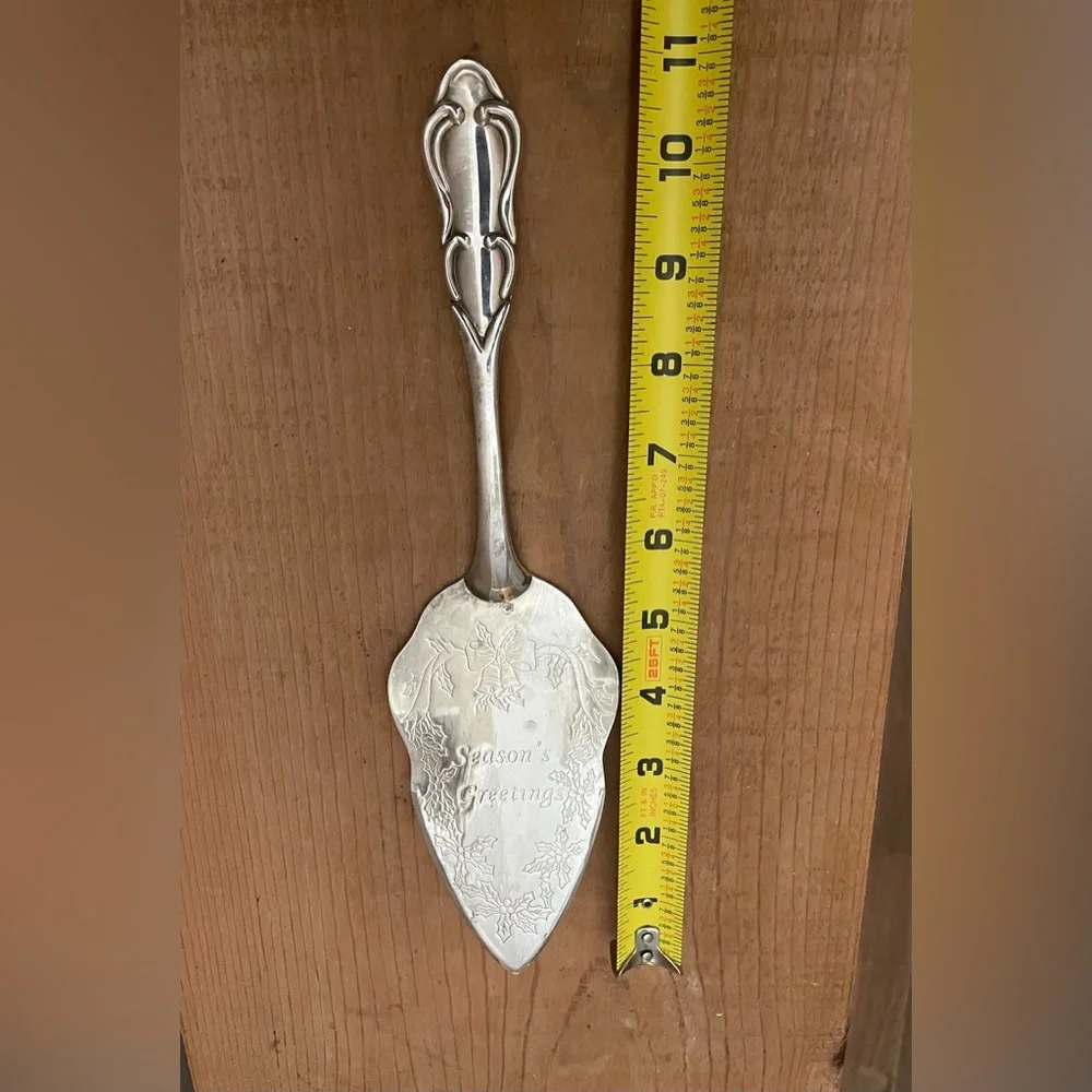 Vintage Christmas Silverplated Cake Pie Server Season's Greetings